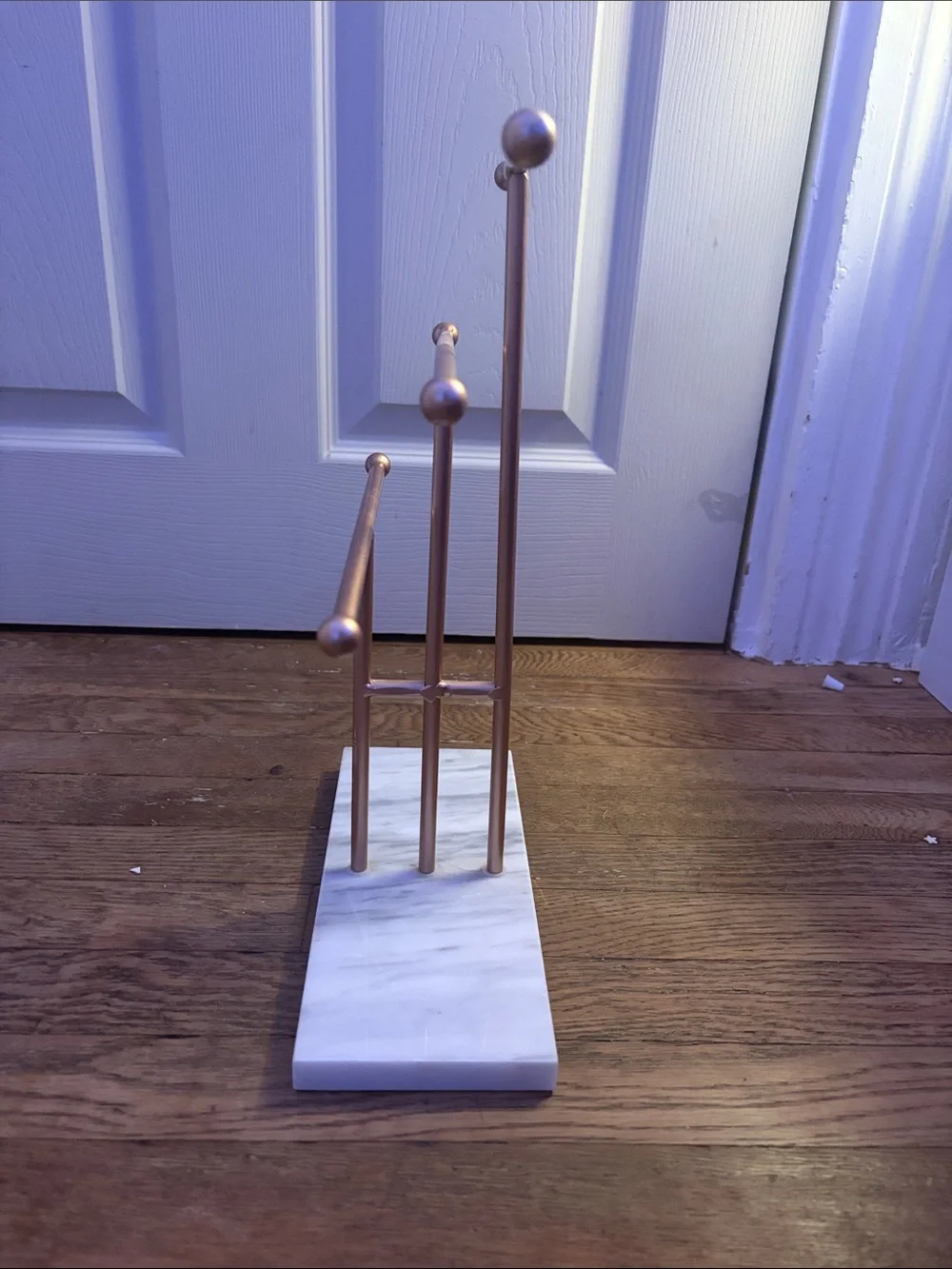 Marble Base Jewelry T-Bar Stand in Rose Gold